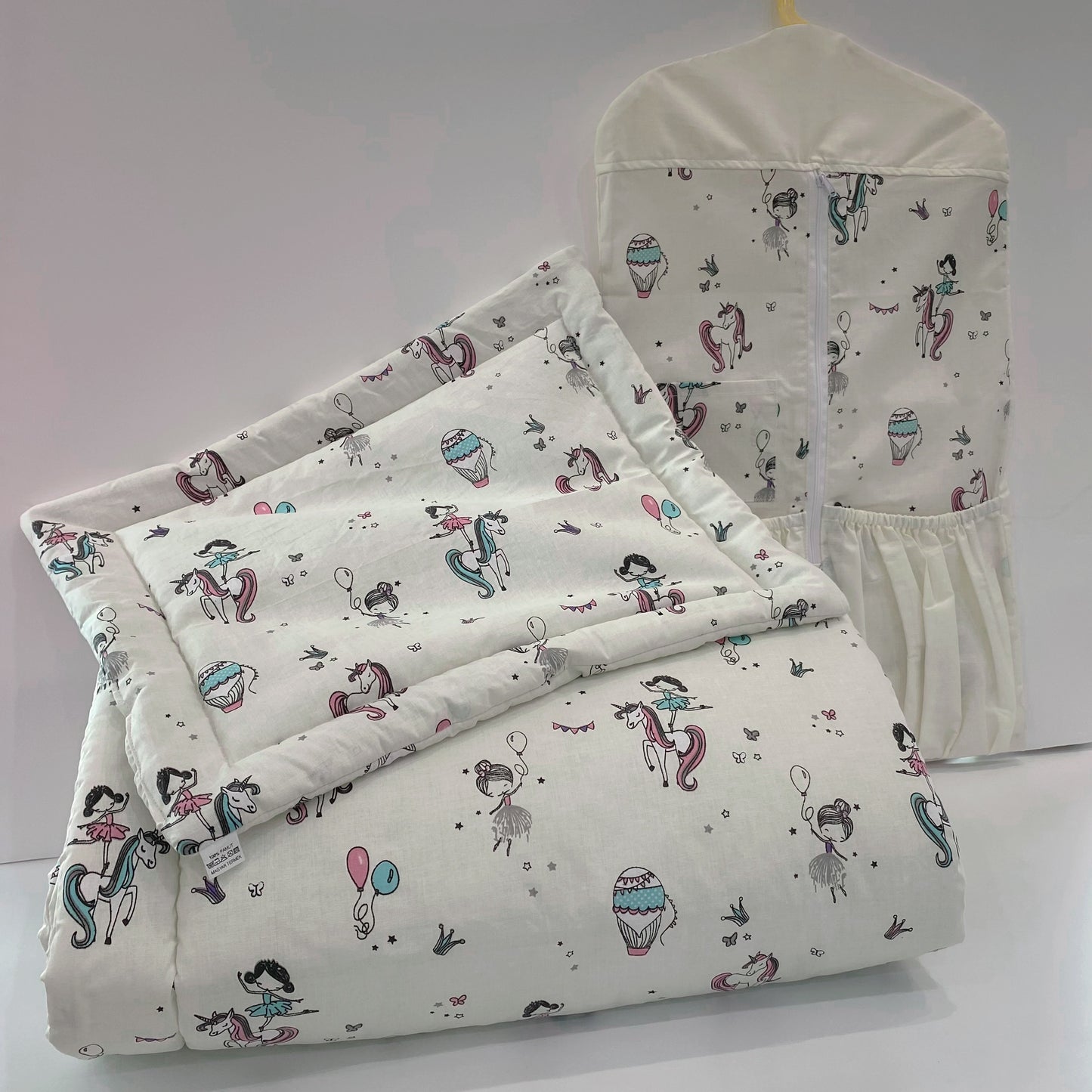 Teljes óvodai szett + ajándék textil szatyor és vállfa (8 részes szett)