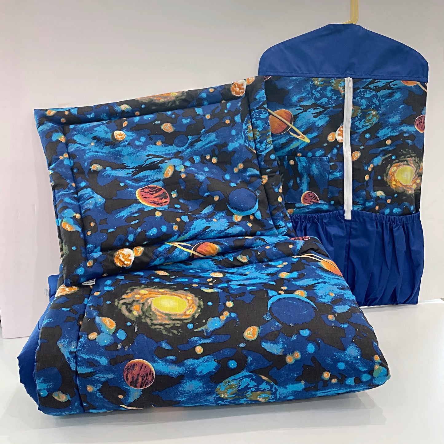 Teljes óvodai szett + ajándék textil szatyor és vállfa (8 részes szett)