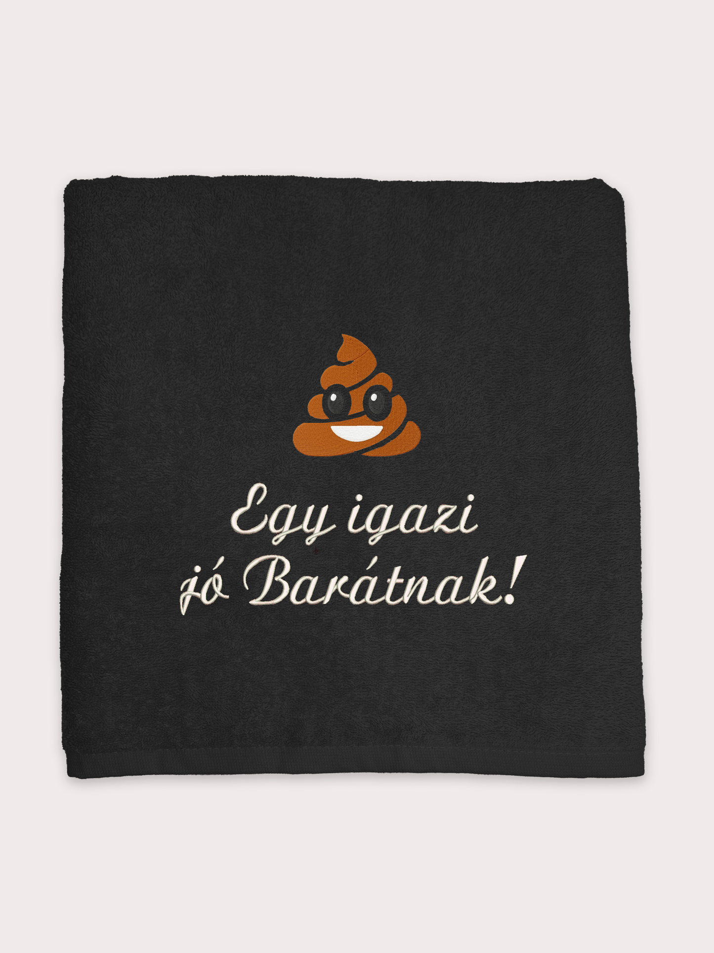Barátos törölköző egy névvel hímezve