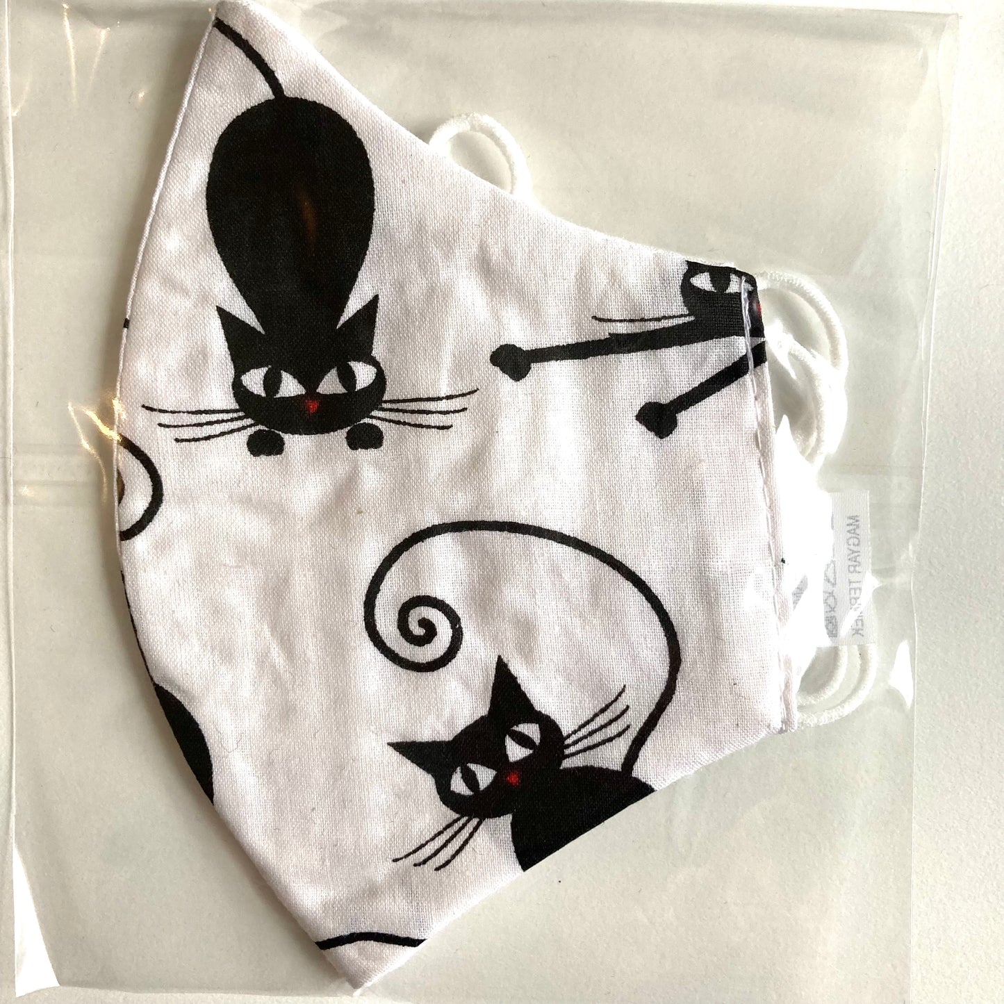 Formázott textil maszk